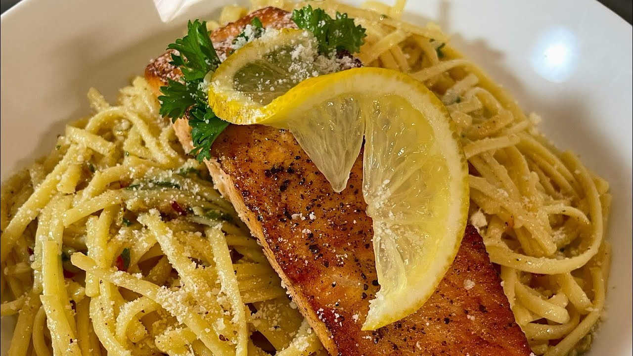 Lemon Garlic-Butter Pasta With Salmon