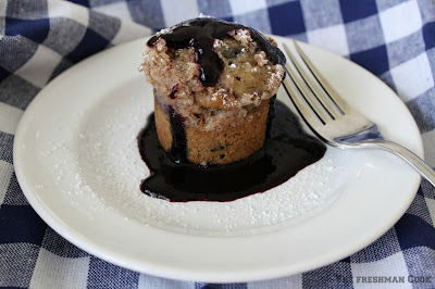 Banana Blueberry Streusel Coffee Cake