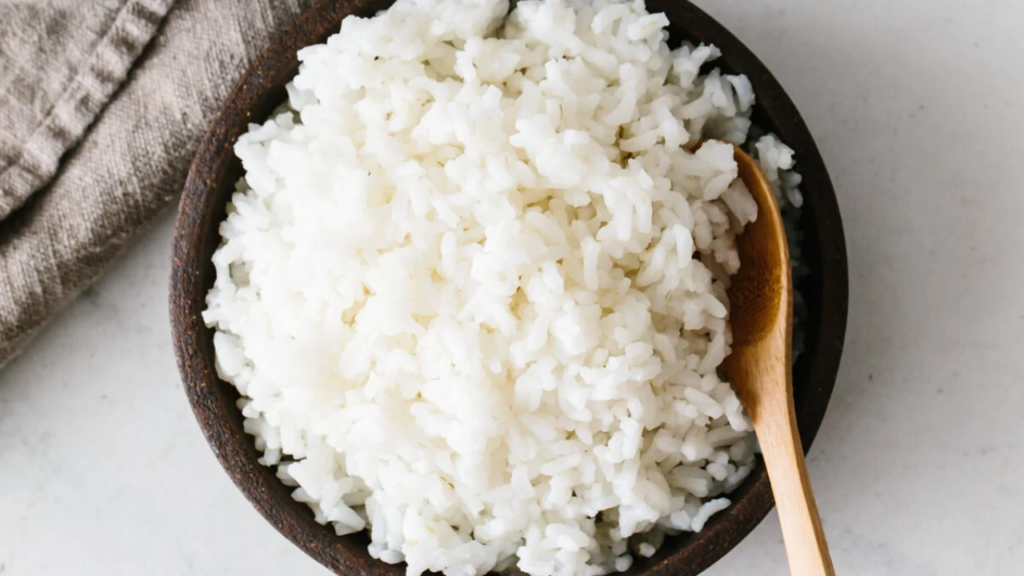 How to Cook Rice on the Stove