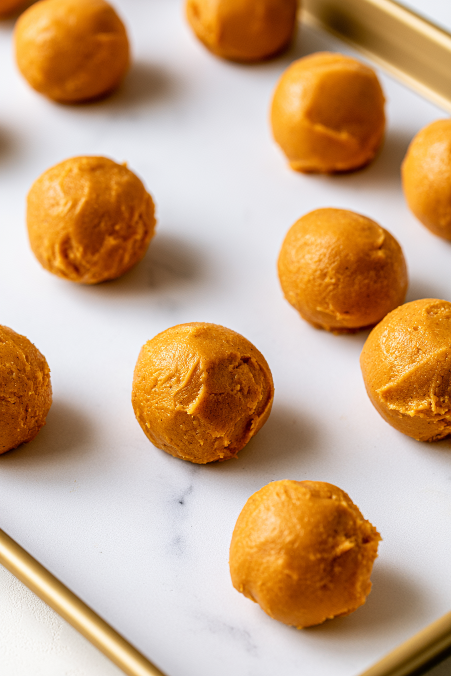 Pumpkin Cheesecake Truffles Recipe